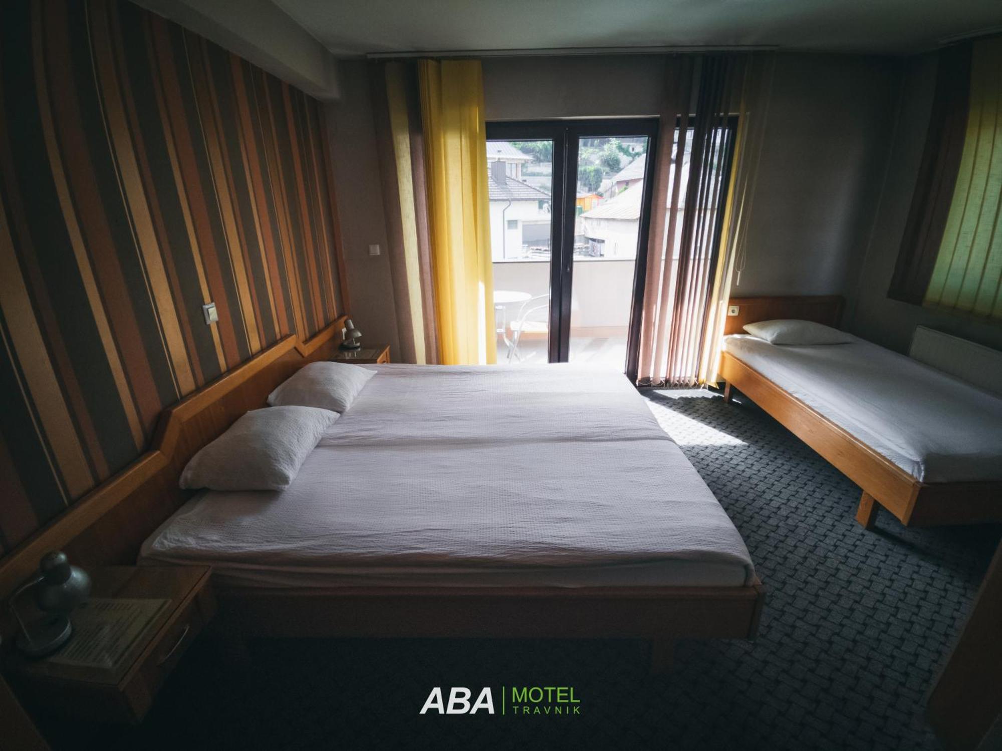 Garni Motel Aba ทราฟนิค ภายนอก รูปภาพ