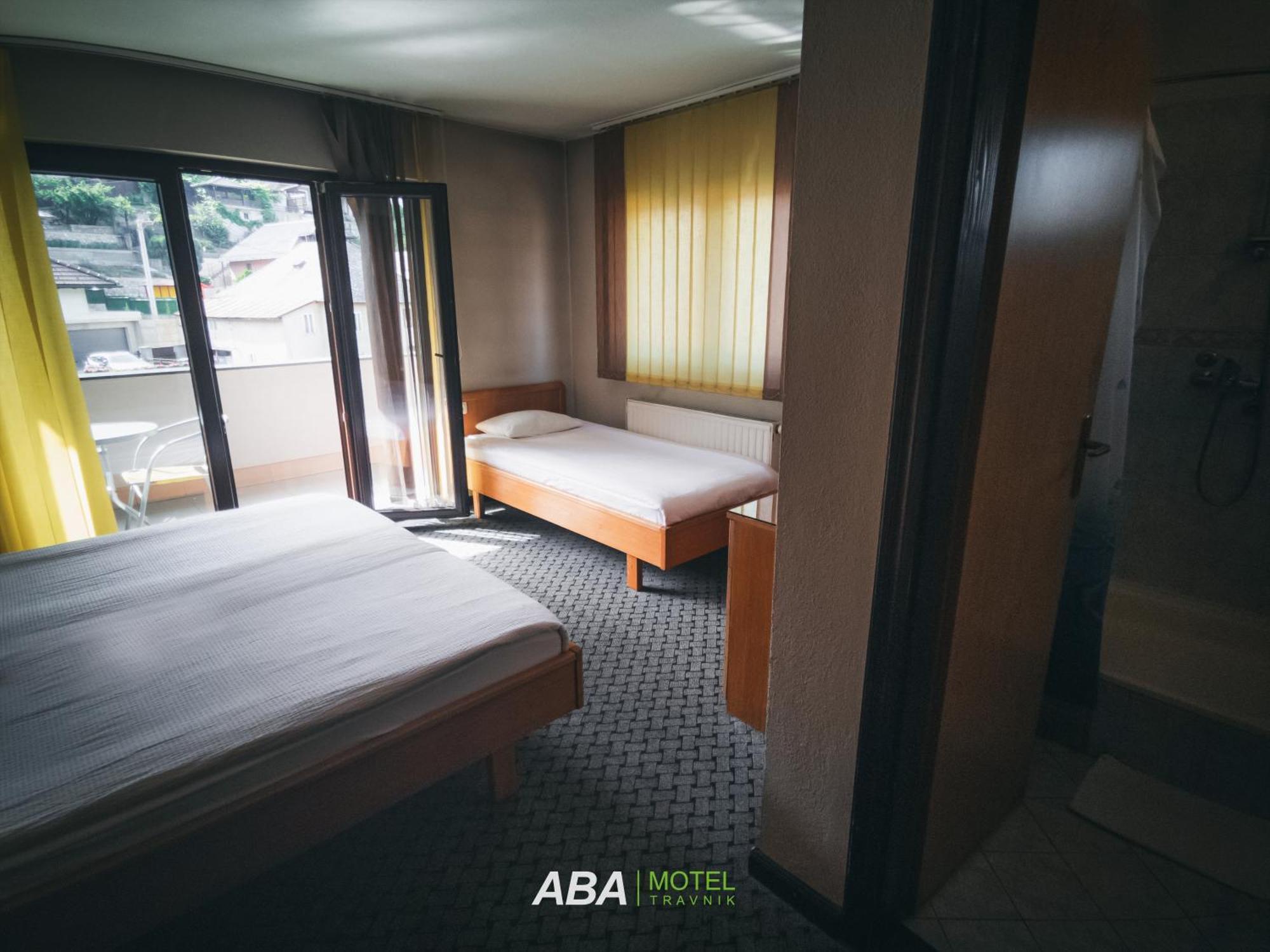 Garni Motel Aba ทราฟนิค ภายนอก รูปภาพ