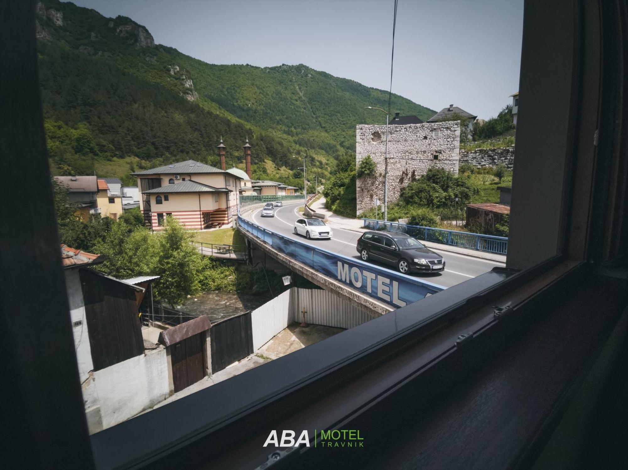 Garni Motel Aba ทราฟนิค ภายนอก รูปภาพ