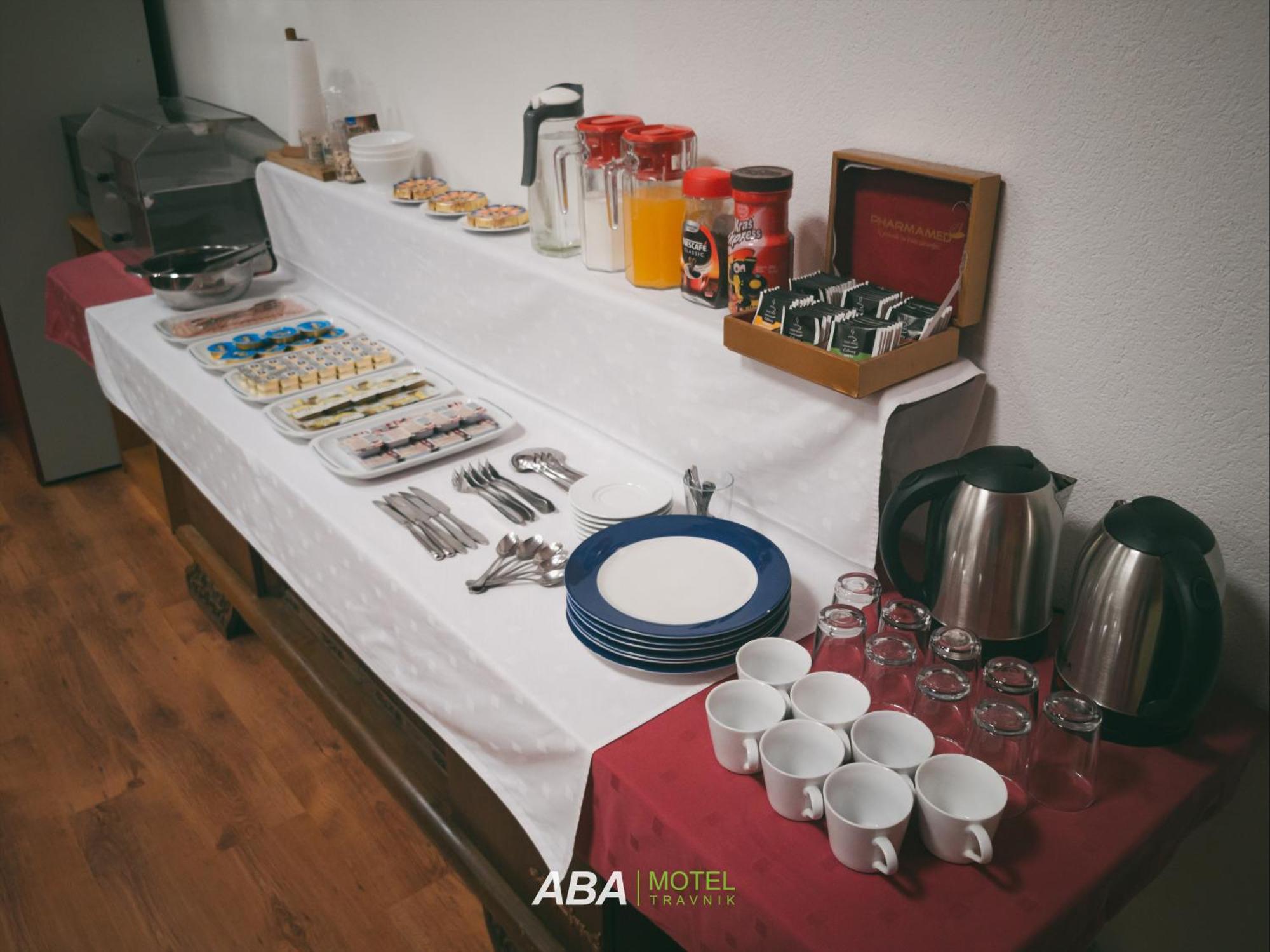 Garni Motel Aba ทราฟนิค ภายนอก รูปภาพ