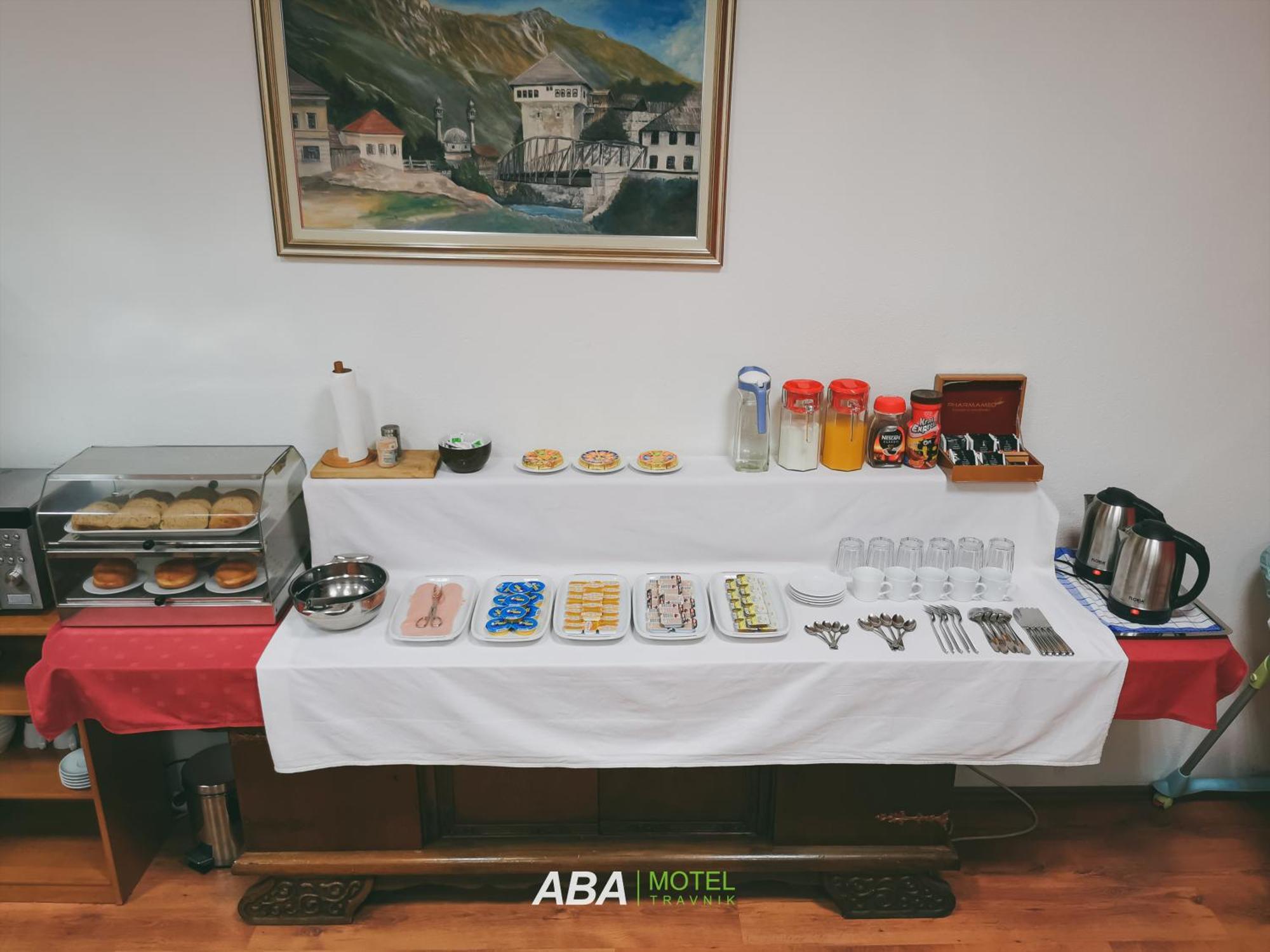 Garni Motel Aba ทราฟนิค ภายนอก รูปภาพ